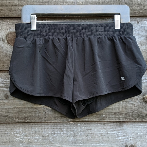 road runner sports shorts